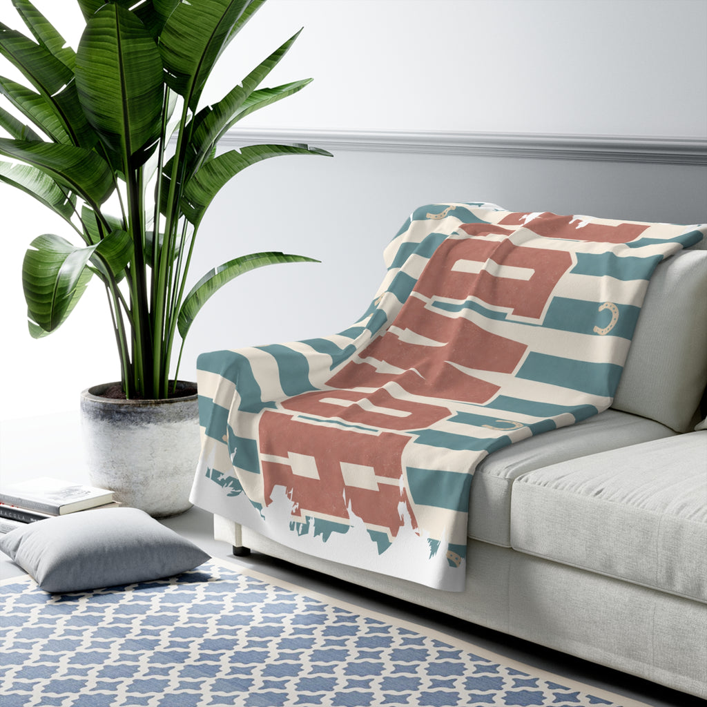 Home Sherpa Fleece Blanket — Rustic Horseshoe Striped Cozy Throw