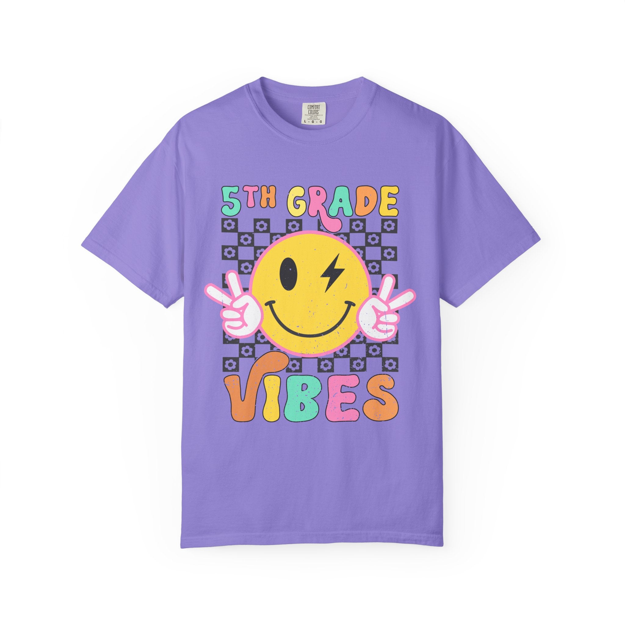 5th Grade Vibes T-Shirt — Retro Smiley Peace School Tee