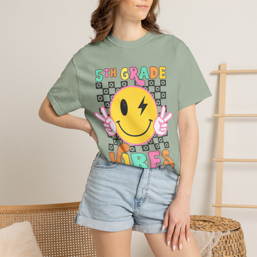 5th Grade Vibes T-Shirt — Retro Smiley Peace School Tee