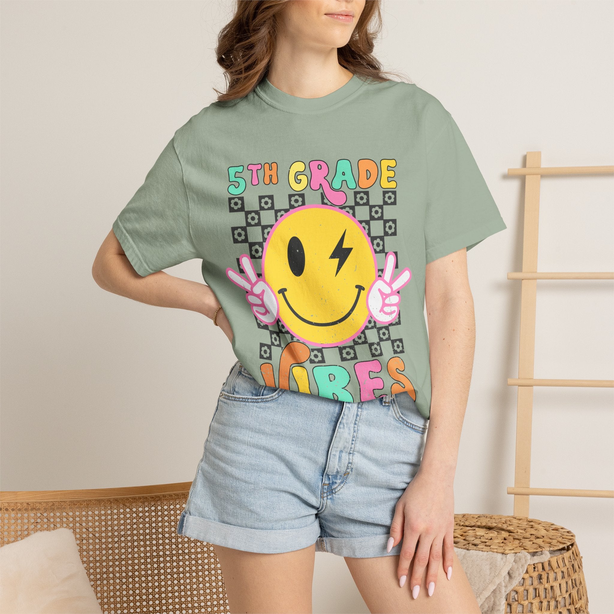 5th Grade Vibes T-Shirt — Retro Smiley Peace School Tee