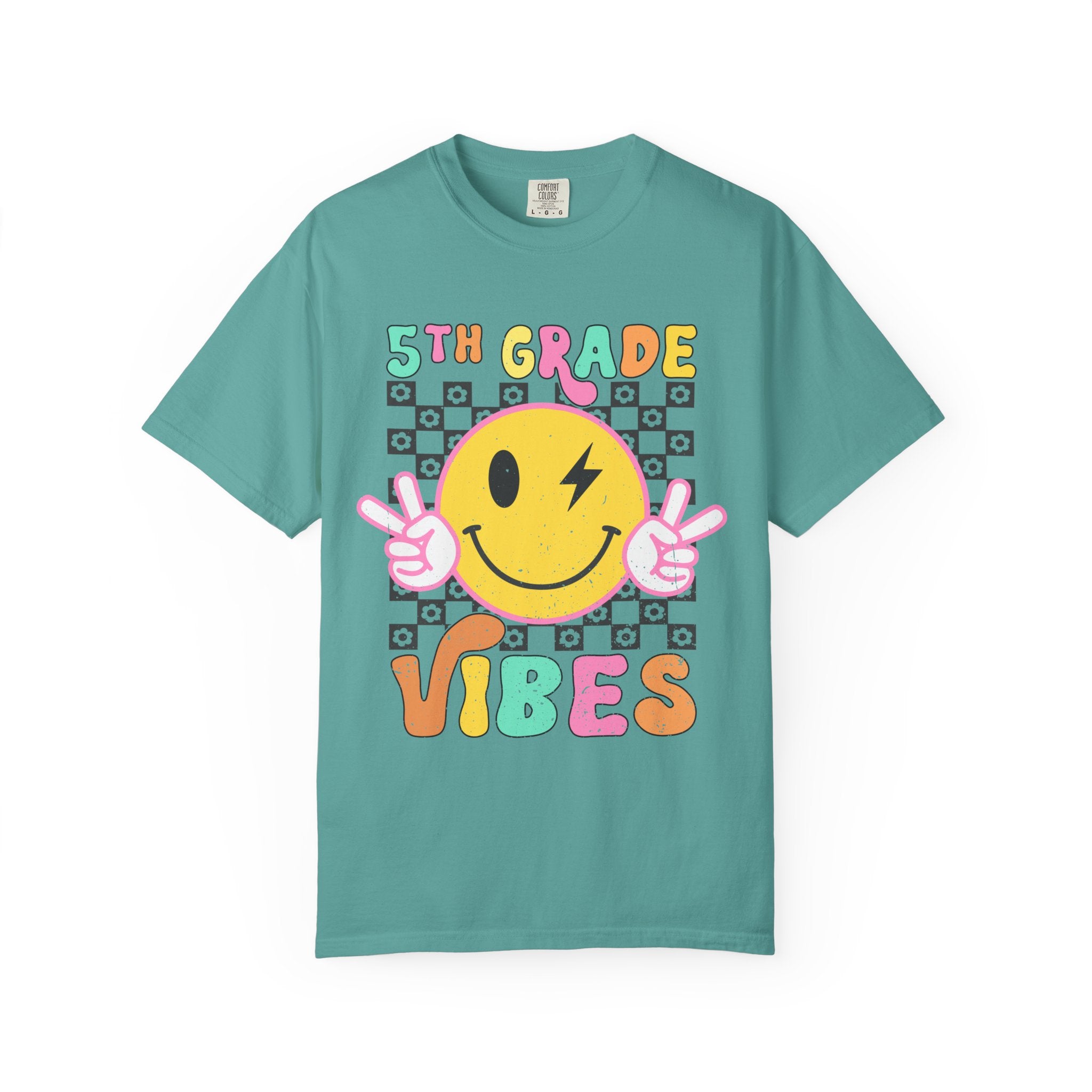 5th Grade Vibes T-Shirt — Retro Smiley Peace School Tee